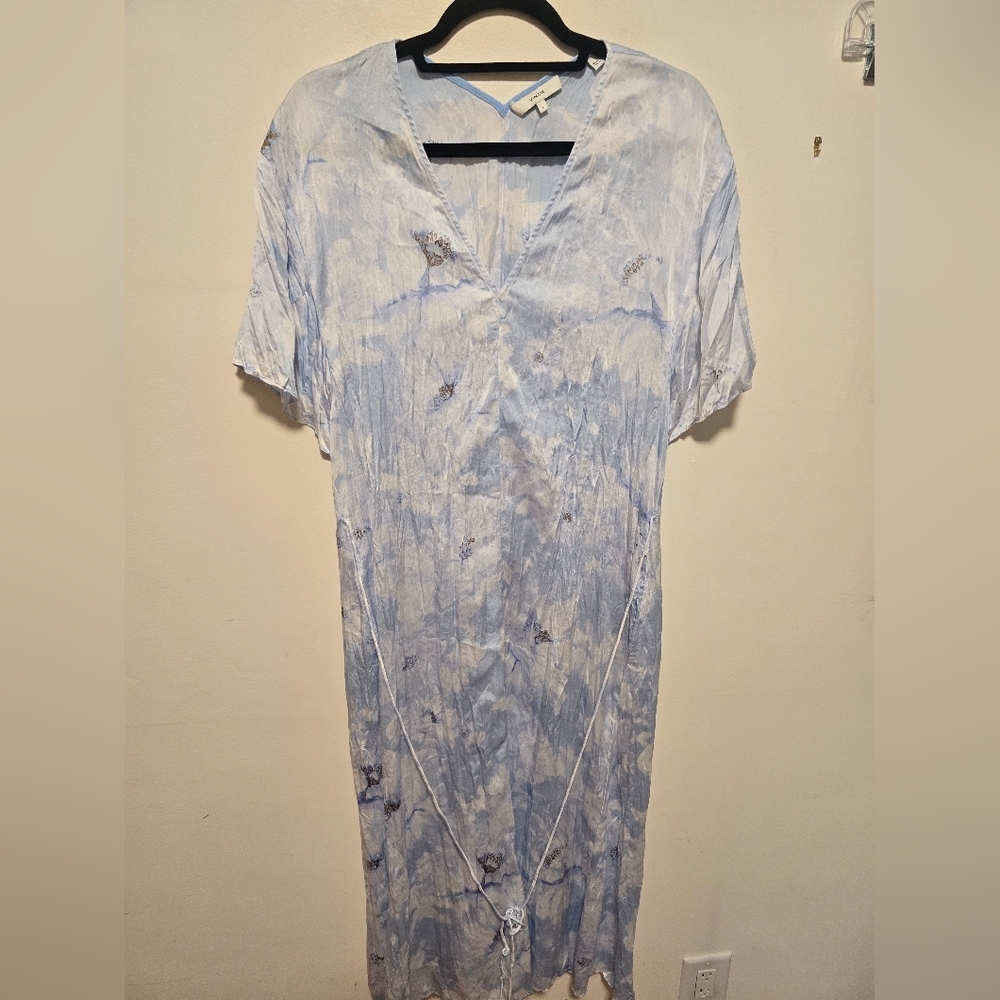 Vince Painted Magnolia V-Neck Midi Dress - Picture 7 of 12